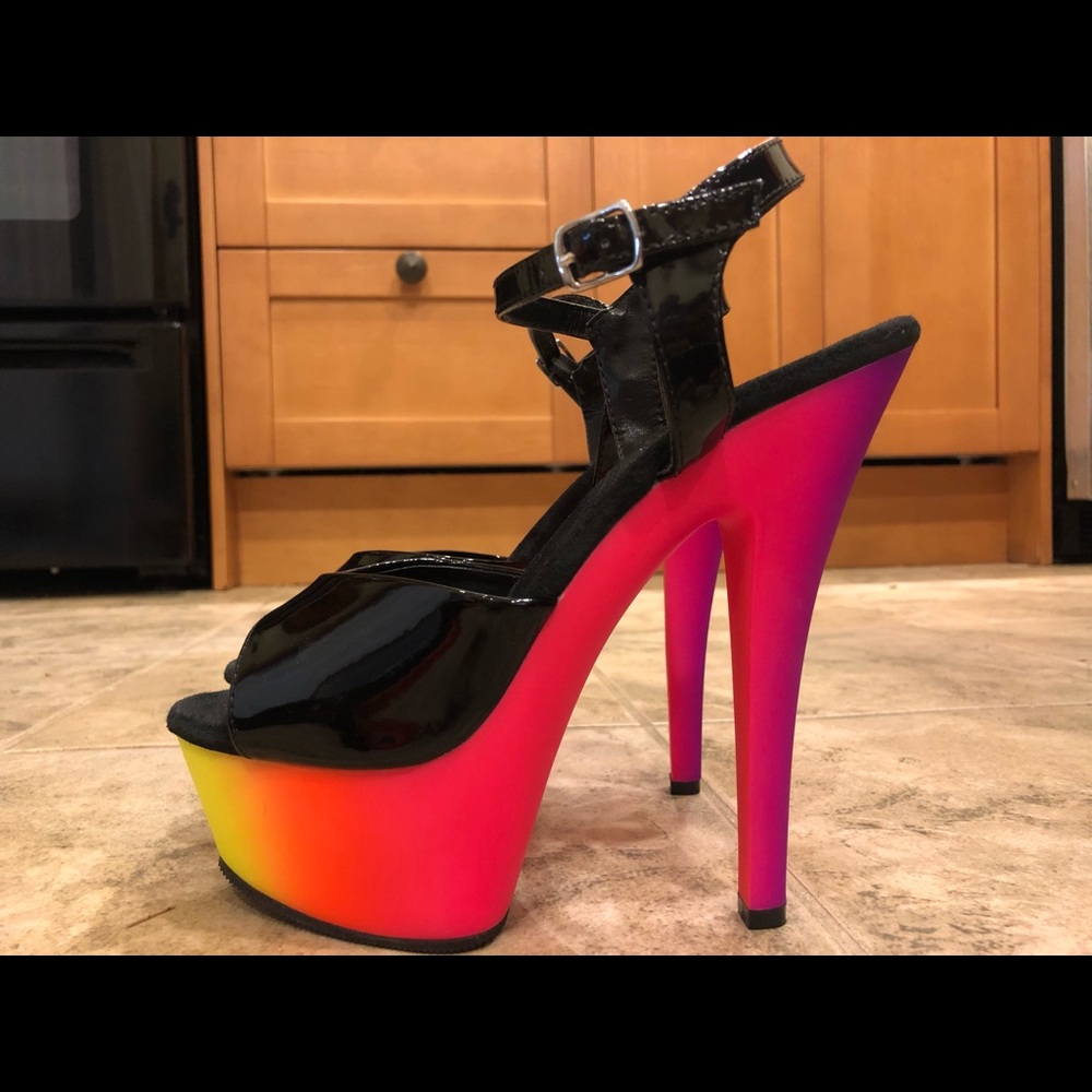 Pleaser heels, Rainbow